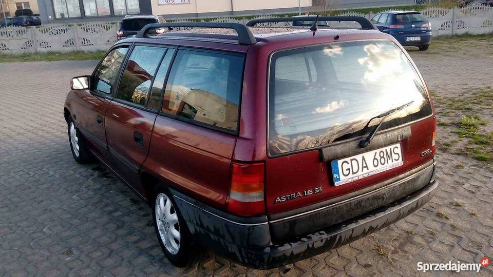 Opel Astra F Kombi 16 CLUB 1994r OC 032018r PT garażowany Gdańsk