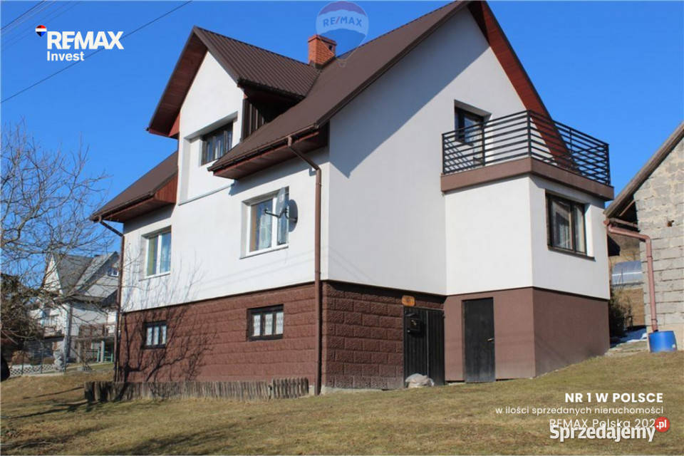 Urokliwy dom w stylu zakopiańskim w Kurowie 2150m2 Kurów