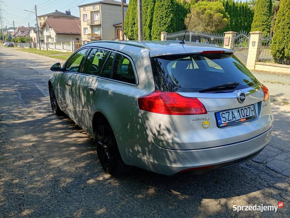 Opel Insignia 2012 20 CDTI 130 6 biegów nieuszkodzony Poręba