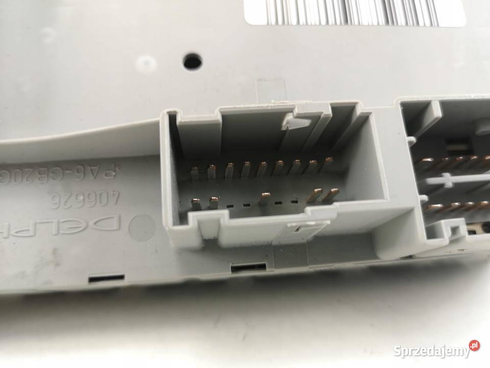 SKRZYNKA BEZPIECZNIKÓW FIAT PUNTO II 99 DOBLO 00