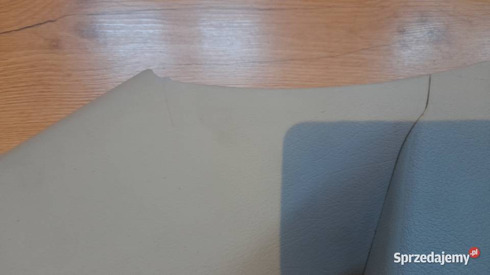 Plastikisłopitylne trójkąty audi a4 b5 sedan Karpacz