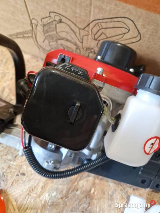 Nożyce do żywopłotu spalinowe firmy Rotstar 49