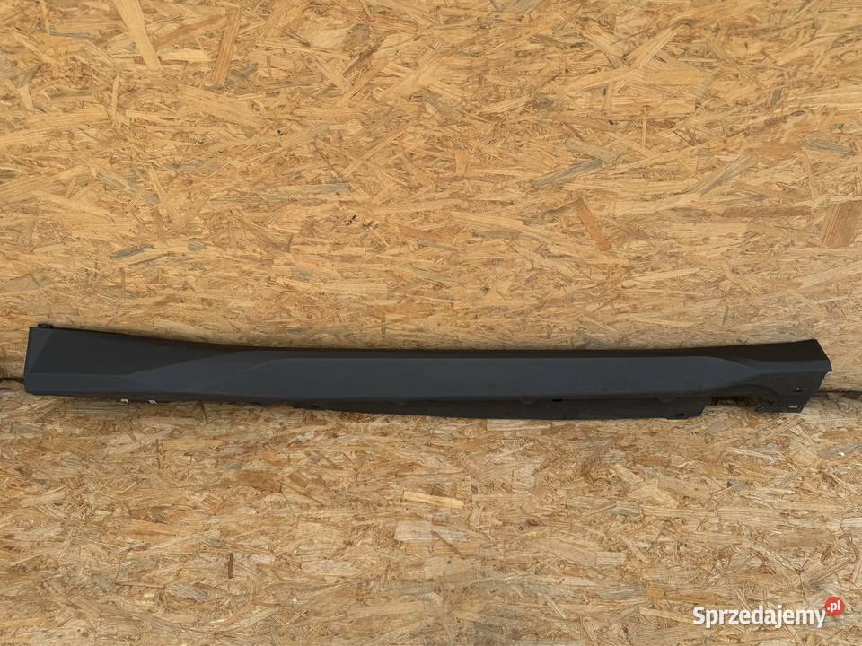 Listwa progowa próg prawa rh bmw x1 u11 9883554