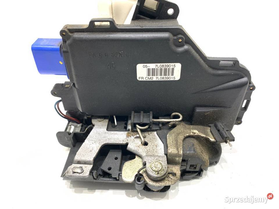 ZAMEK DRZWI LEWY TYŁ VW GOLF V Hatchback