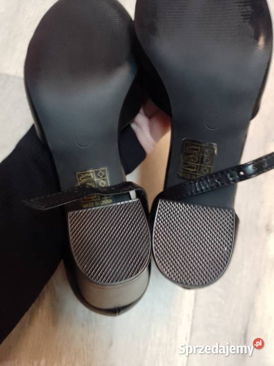 40 Czarne czółenka wieczorowe z zapięciem NOWE Kraków