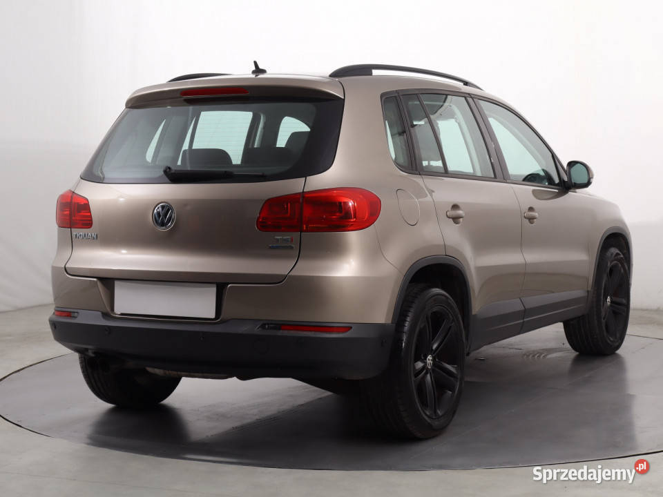 VW Tiguan 14 TSI światła do jazdy dziennej Katowice