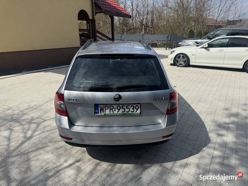 Skoda octavia 2017 polift 16 TDI manual kupiony w polskim salonie śląskie Radziechowy