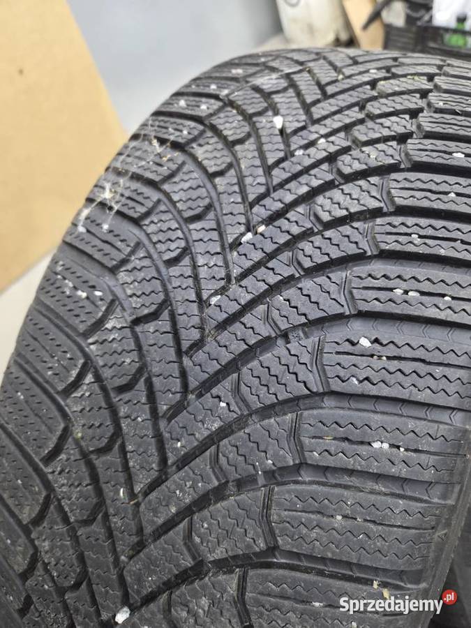 Opony zimowe 2 sztuki Bridgestone 23540r20 podlaskie Białystok