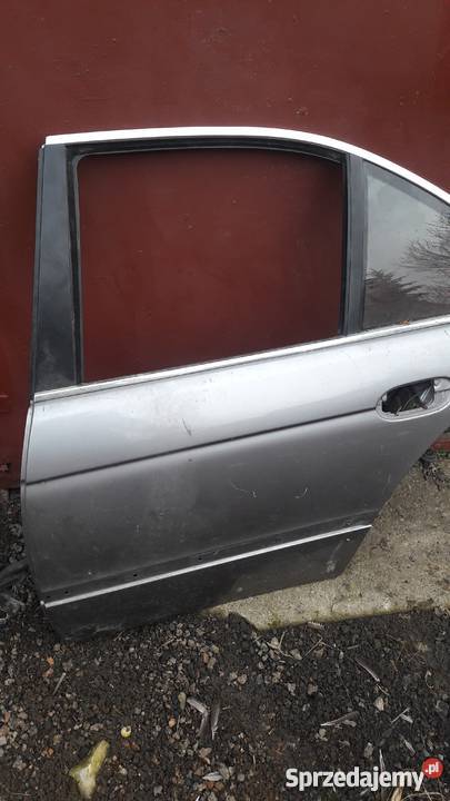BMW 5 E39 SEDAN DRZWI LEWE TYŁ GOŁE SREBRNE Karoseria świętokrzyskie Kielce