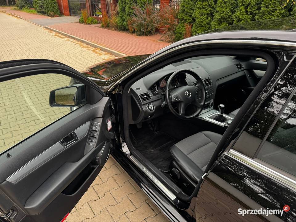 Mercedes W204 C180 Kompresor Ideał Navi wspomaganie kierownicy mazowieckie Warszawa