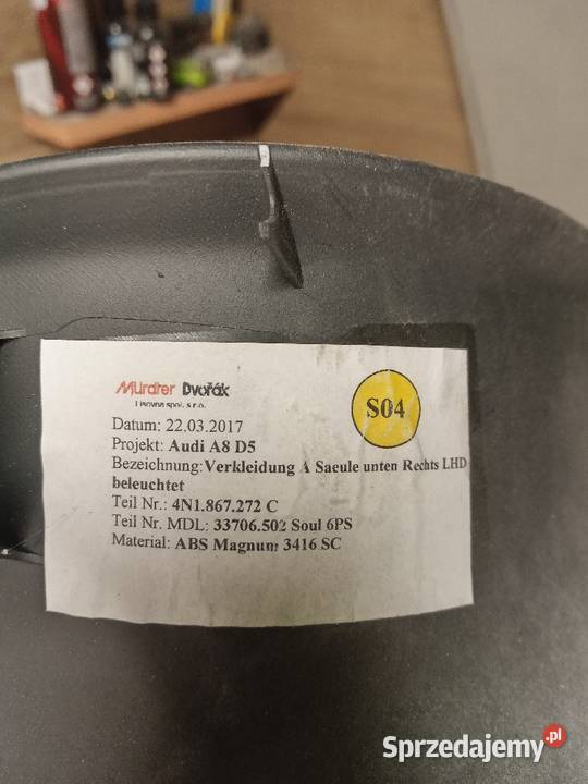 Listwa progowa prawa Audi A8 D5 dolnośląskie Sobótka sprzedam