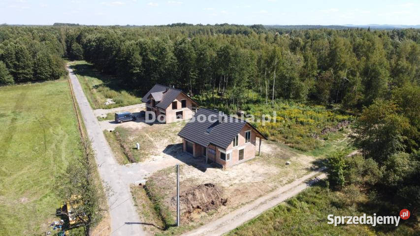 sprzedaży domu wolnostojącego Dąbrówka 1245m2