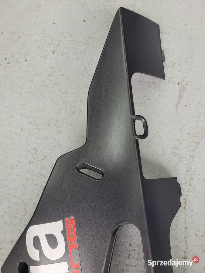 Aprilia TUONO V4 1100 16 owiewka osłona bok Nowy Tomyśl sprzedam