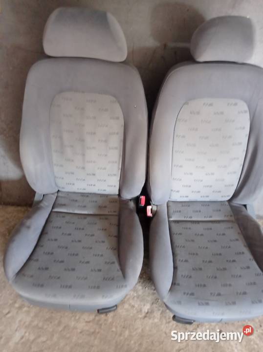 Seat Leon Toledo 2 fotele siedzenia osobowe Radlin