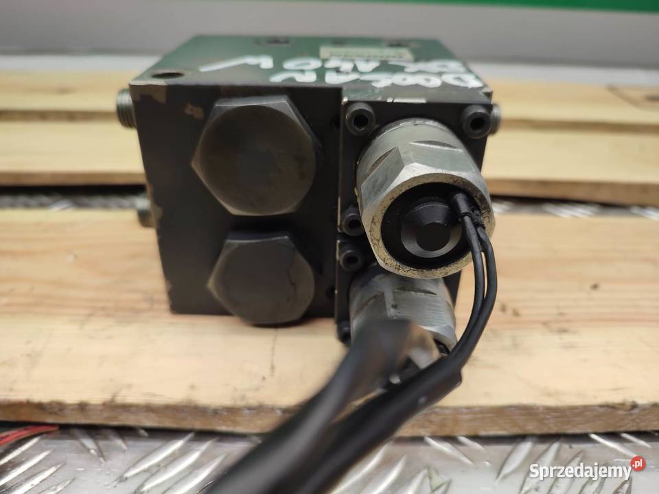Blok hydrauliczny DOOSAN DX 140 W 1702046 Wilkowo