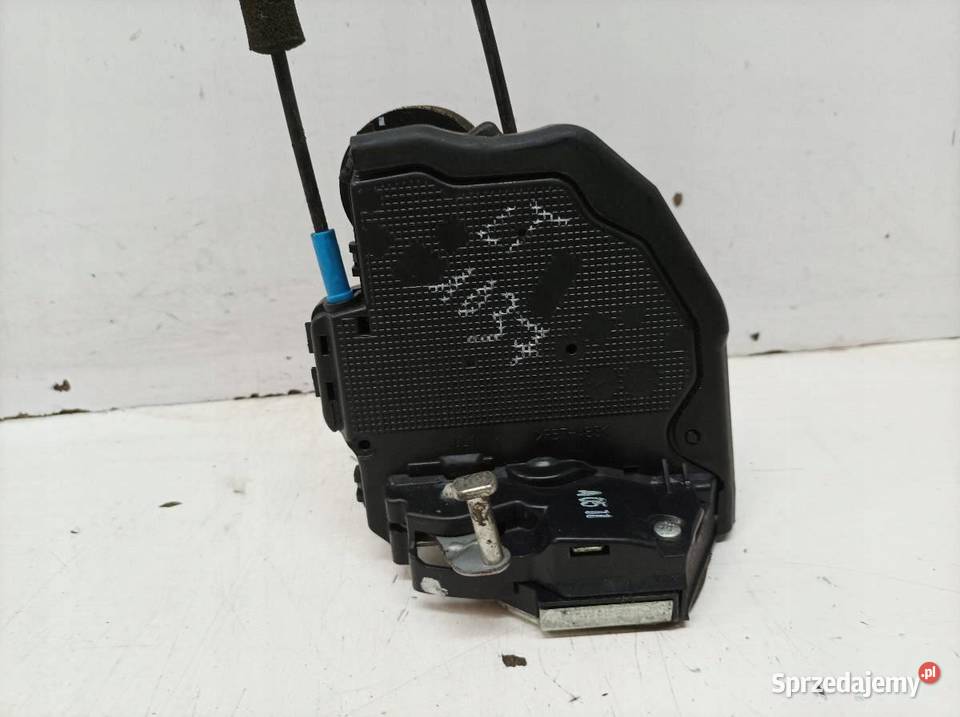 ZAMEK DRZWI TYŁ LEWY KOMBI T27 Toyota Avensis