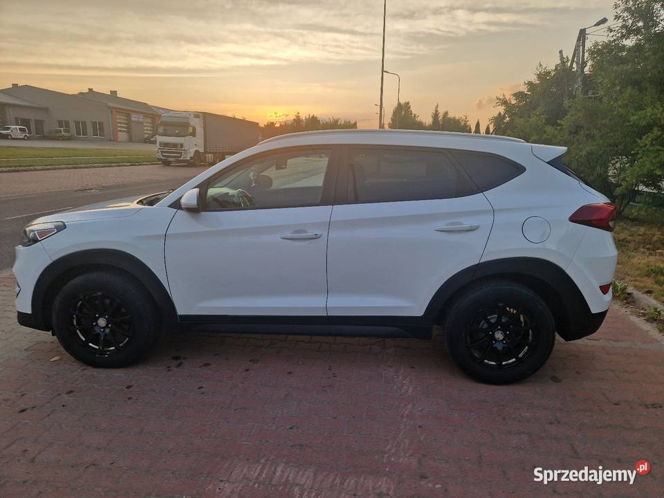 Tucson 20 Benzyna 4/5 sprzedam