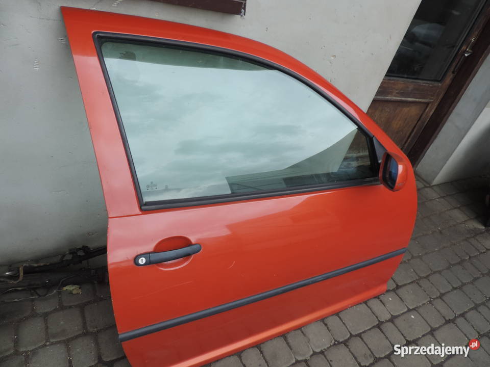 VOLKSWAGEN GOLF 4 IV 3D DRZWI PRAWY PRZÓD Nowy Sącz sprzedam