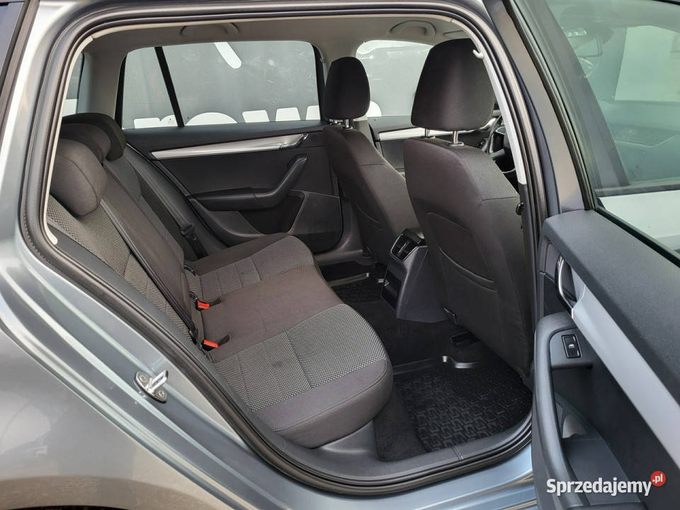koda Octavia DSGaluserwissuper stanz Niemiec III isofix Dąbrowa