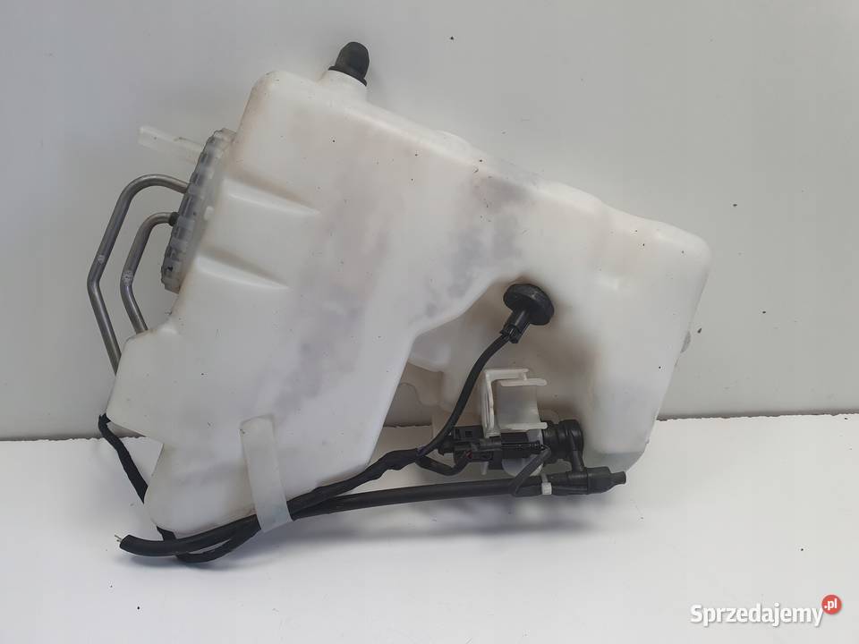 Mercedes CLS C219 W219 ZBIORNICZEK SPRYSKIWACZY Rudka