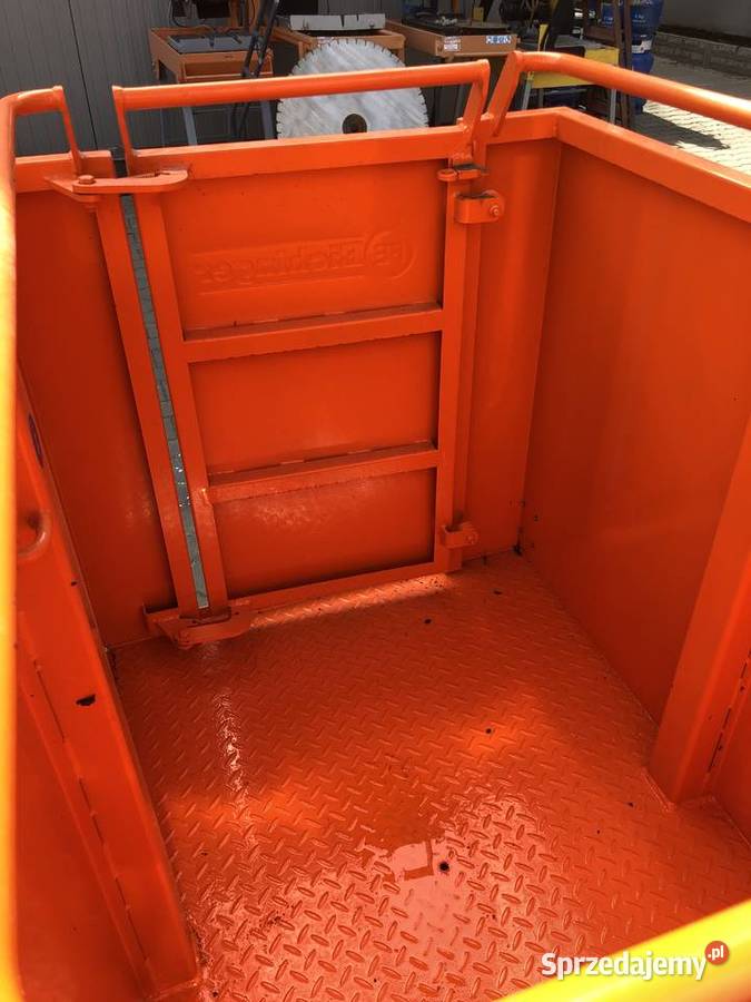 Kosz roboczy platforma do transportu ludzi Ślesin