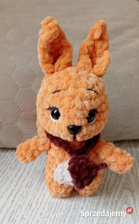 Wiewiórka wykonana na szydełku