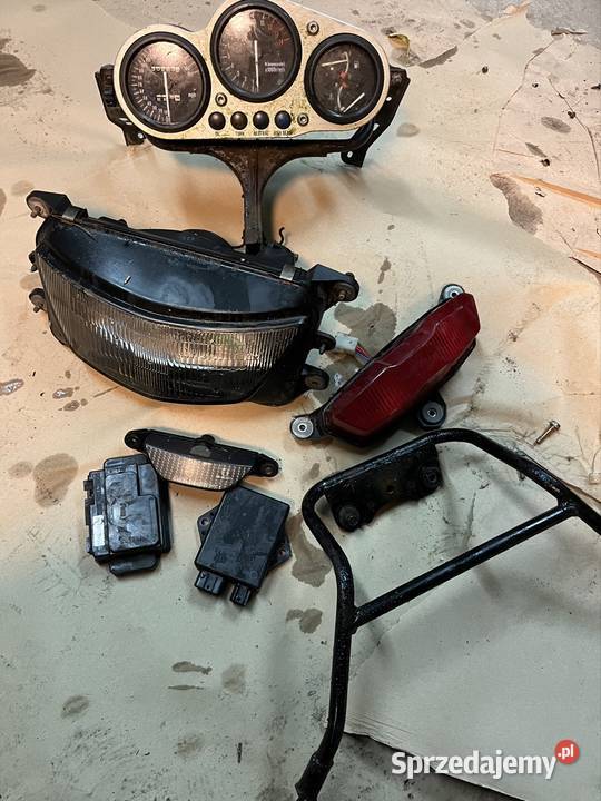 Zx9r części owiewki koło wahacz tył Bystrzyca sprzedam