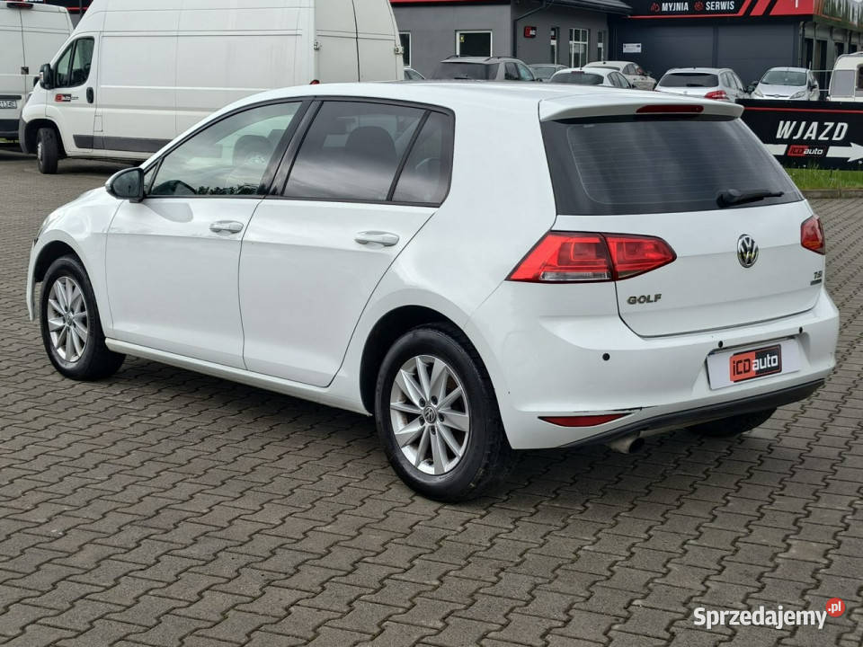Volkswagen Golf 12 benzyna 105 6biegów tablet 1200cm3