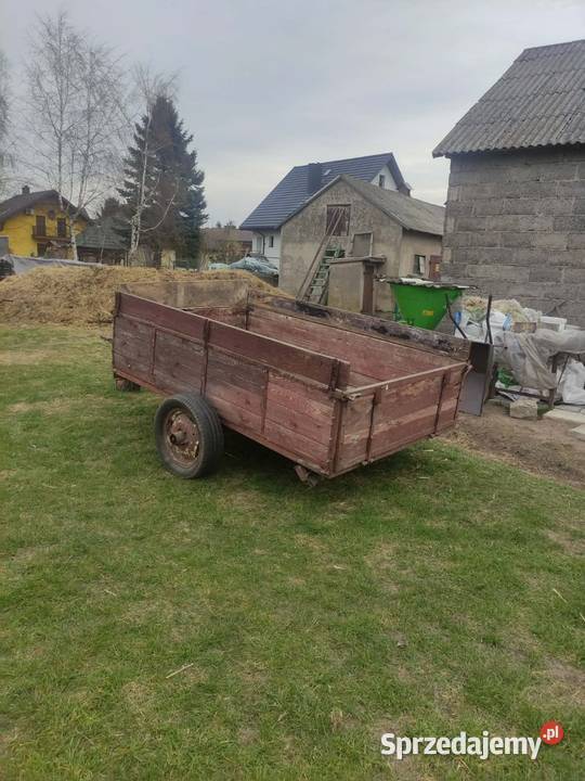 Przyczepa jednoosiowa towarowa do traktora Wielgie