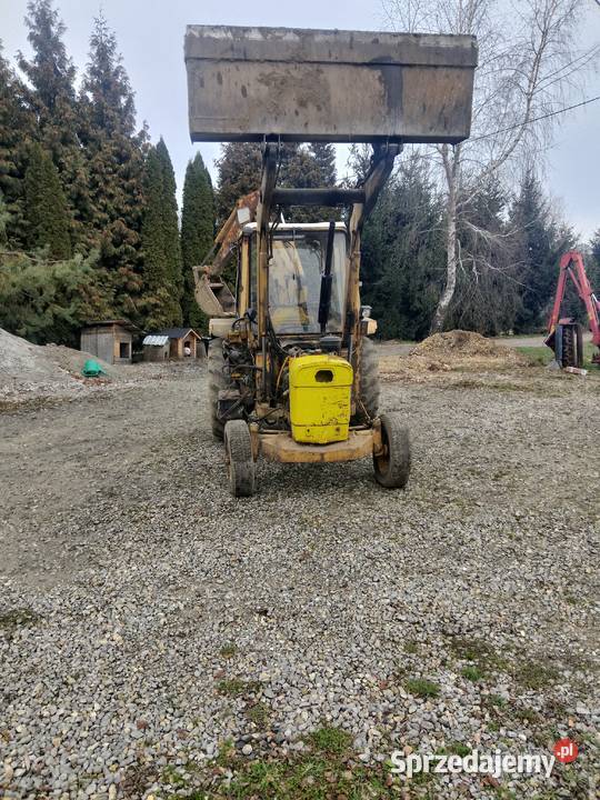 Koparko ładowarka firmy Joon Deere Miechów