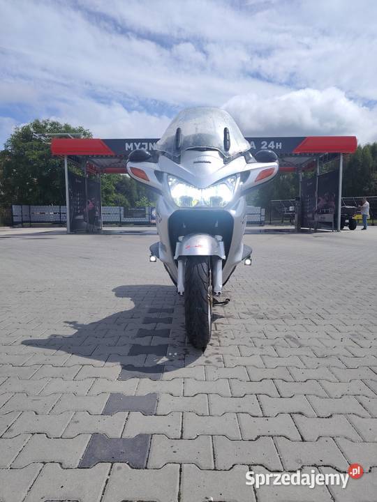 Honda st 1300 Rok produkcji 2005 Miedzierza