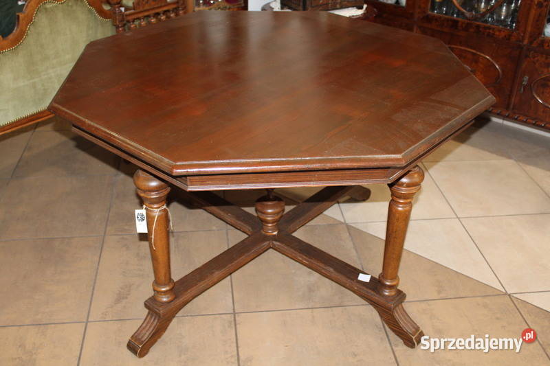 stol ośmiokątny drewniany 1584	Fiaf Szczecin