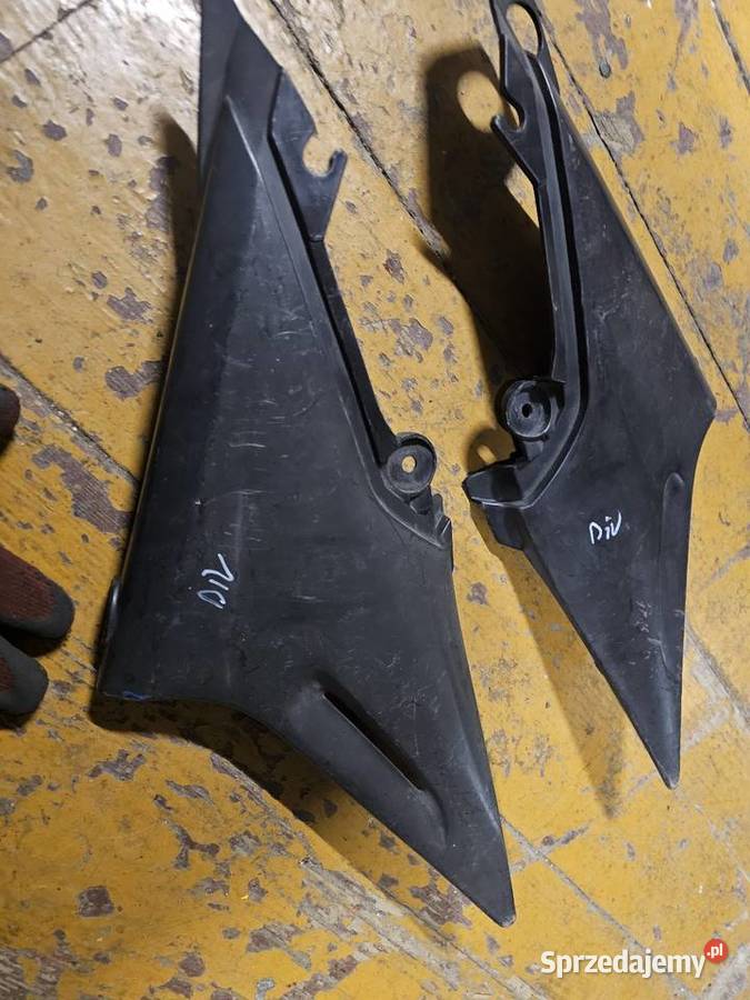 Yamaha XJ 600 diversion boczek boczki plastik