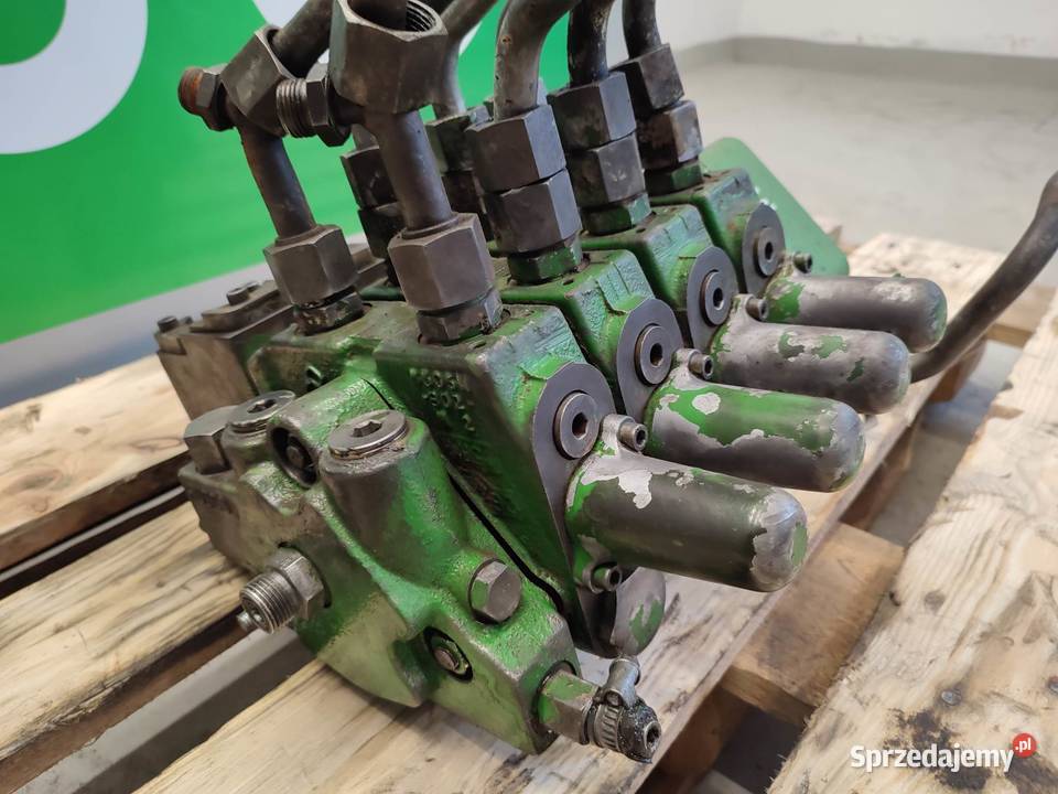 Rozdzielacz hydrauliczny John Deere 7820 Pozostałe