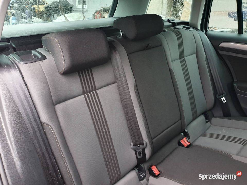 FOTELE KANAPY VOLKSWAGEN GOLF VII KOMBI Lipno
