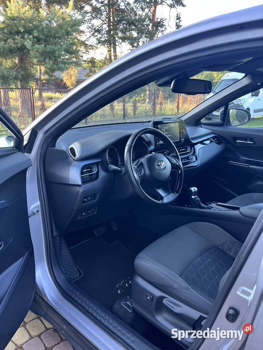 Toyota CHR HYBRID światła do jazdy dziennej C-HR mazowieckie Wielgie