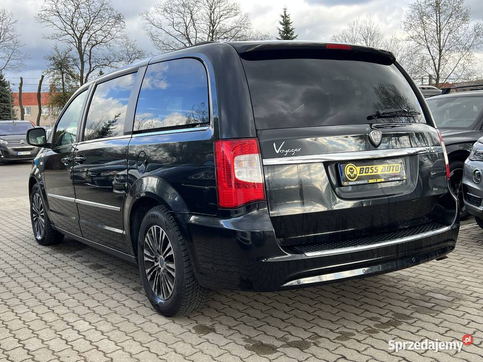 Lancia Voyager S 2014