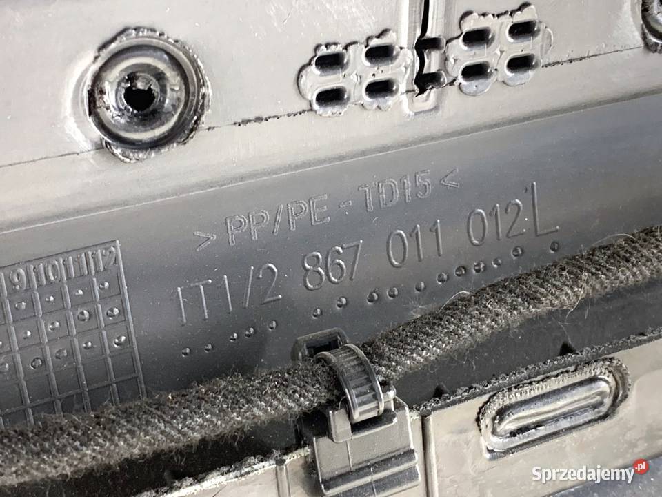 BOCZEK DRZWI LEWY PRZÓD VW TOURAN Minivan 0310 osobowe Tapicerki samochodowe