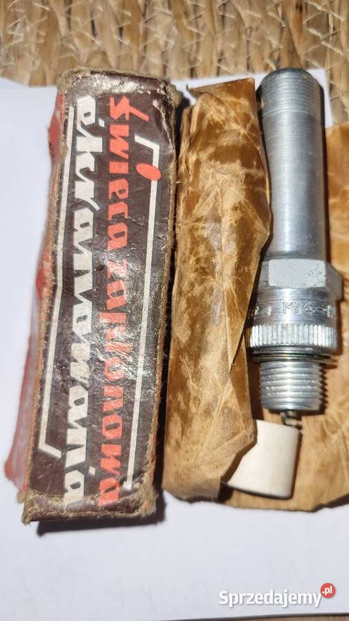 Świeca zapłonowa ekranowana Chichy