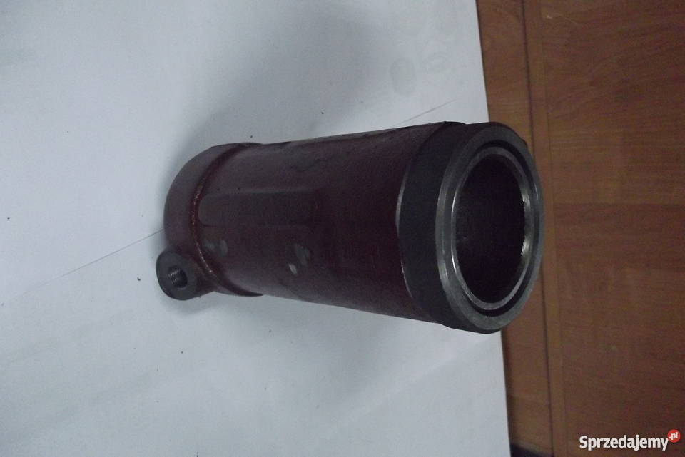 Cylinder z tłokiem i pierścieniami podnośnika do Rolnictwo Parczew sprzedam