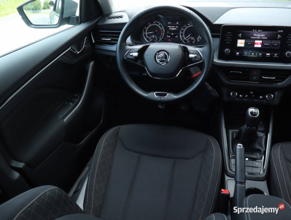 Skoda Scala 10 TSI wielofunkcyjna kierownica