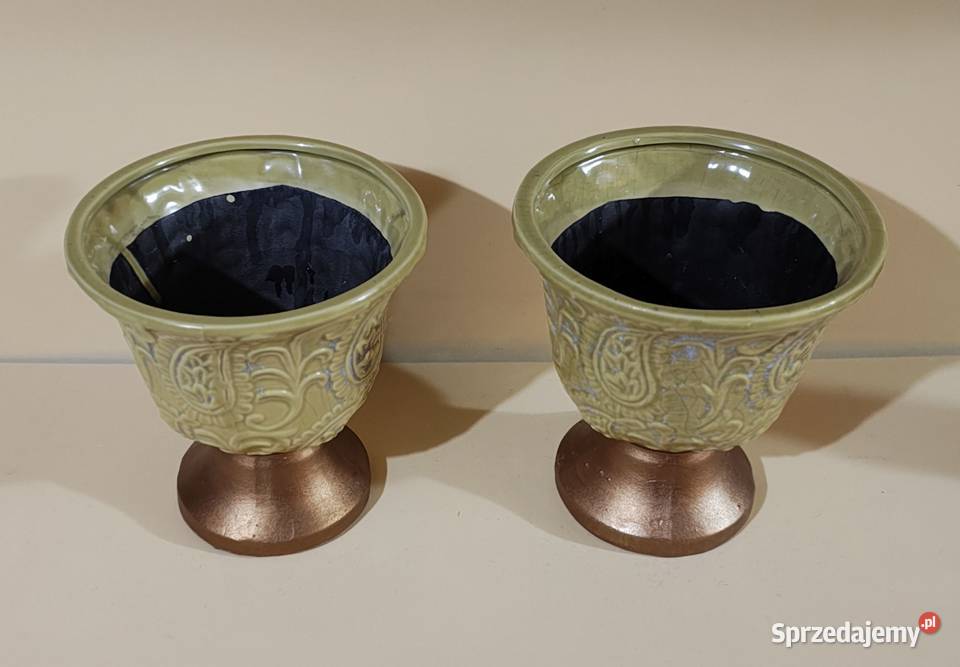 Doniczki osłonki szkliwione Wyjątkowy kształt Doniczki i osłonki Wyposażenie wnętrz sprzedam