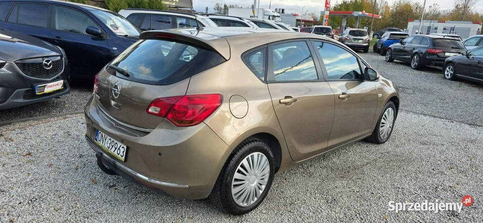 Opel Astra LPG Ważne 10latLIFTING Gwarancja w wielofunkcyjna kierownica dolnośląskie Świdnica