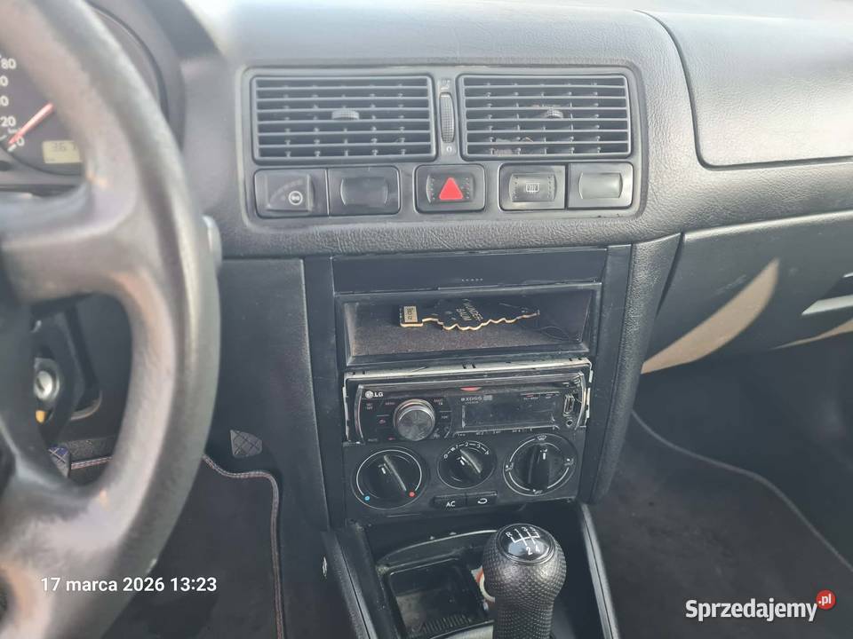 VW GOLF 18 z GAZEM długie opłaty podlaskie Grajewo