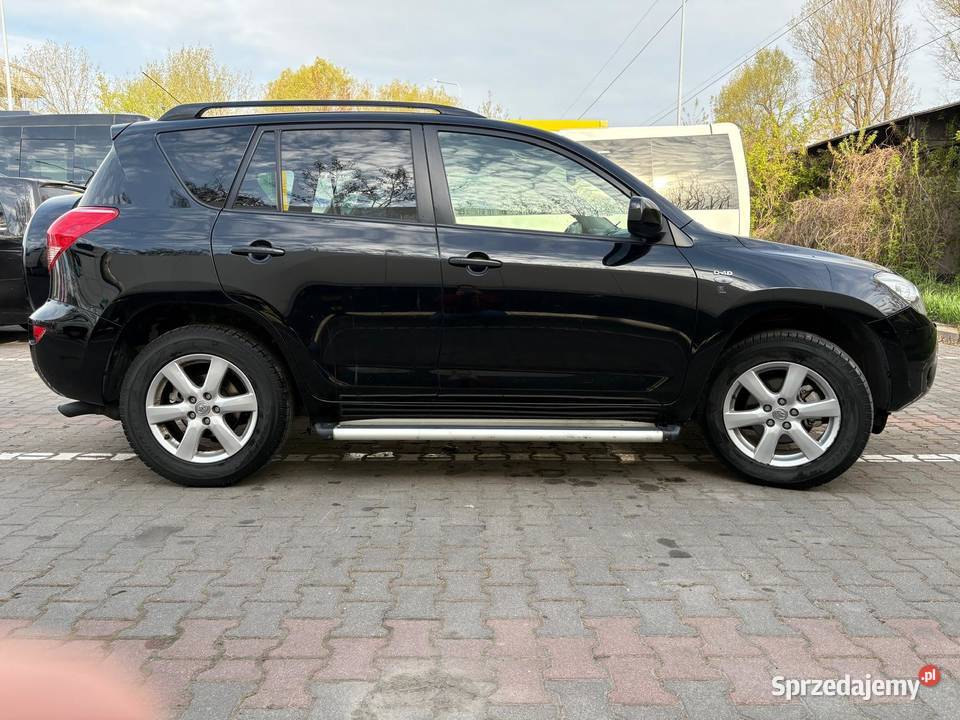 Totoya Rav4 D4D wersja PREMIUM bogate sprzedam
