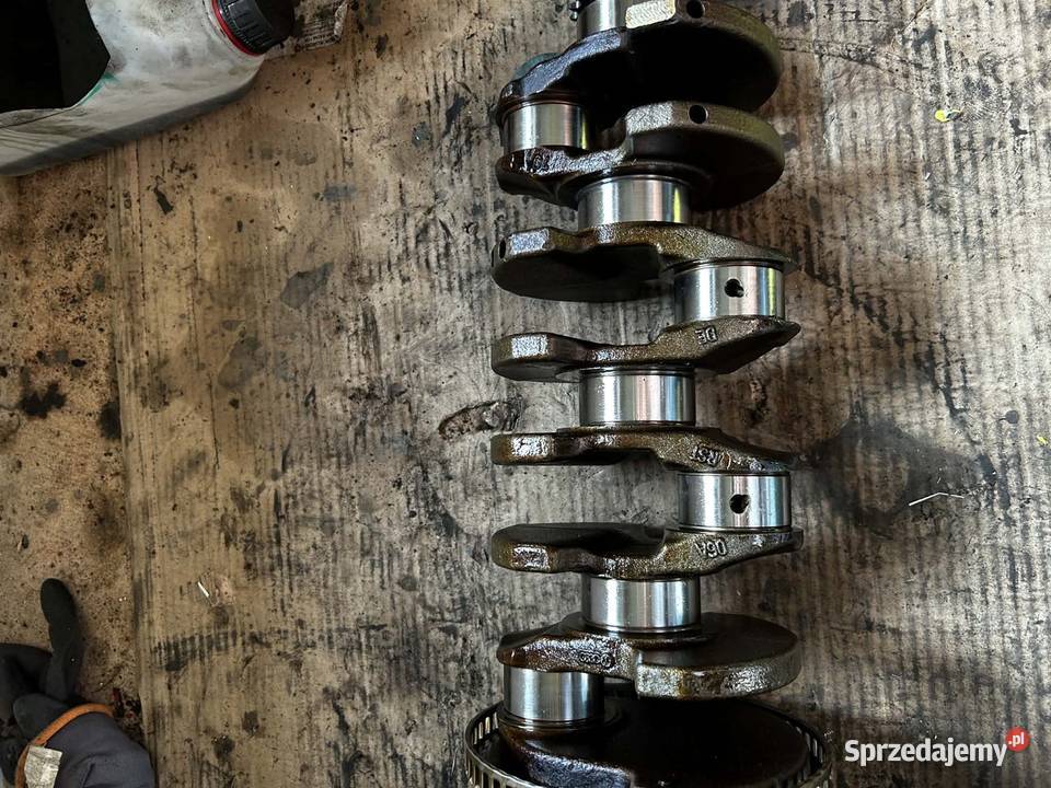 Wal korbowy Audi s3 8l Rok produkcji 2001 świętokrzyskie Szczeglin