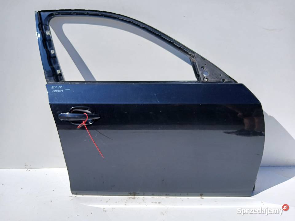 DRZWI PRAWE PRZEDNIE BMW E60 E61 4169 Drzwi Strzyżewice