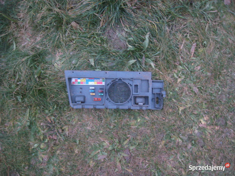 Pokrywa klapka bezpieczników Renault Laguna I Osłony i zaślepki sprzedam