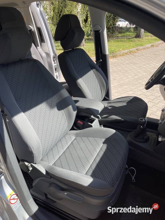 VW Caddy 16 TDI 140 2010 r Salon Polska srebrny