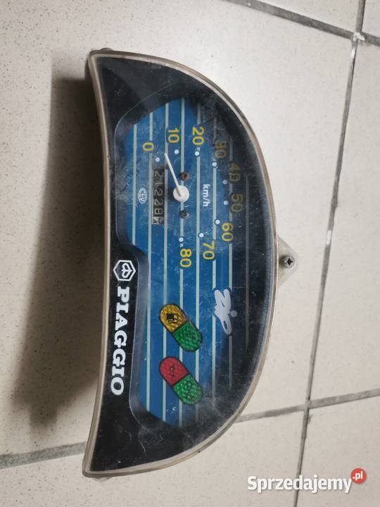 Licznik Piaggio Zip owiewka plastik osłona Radom